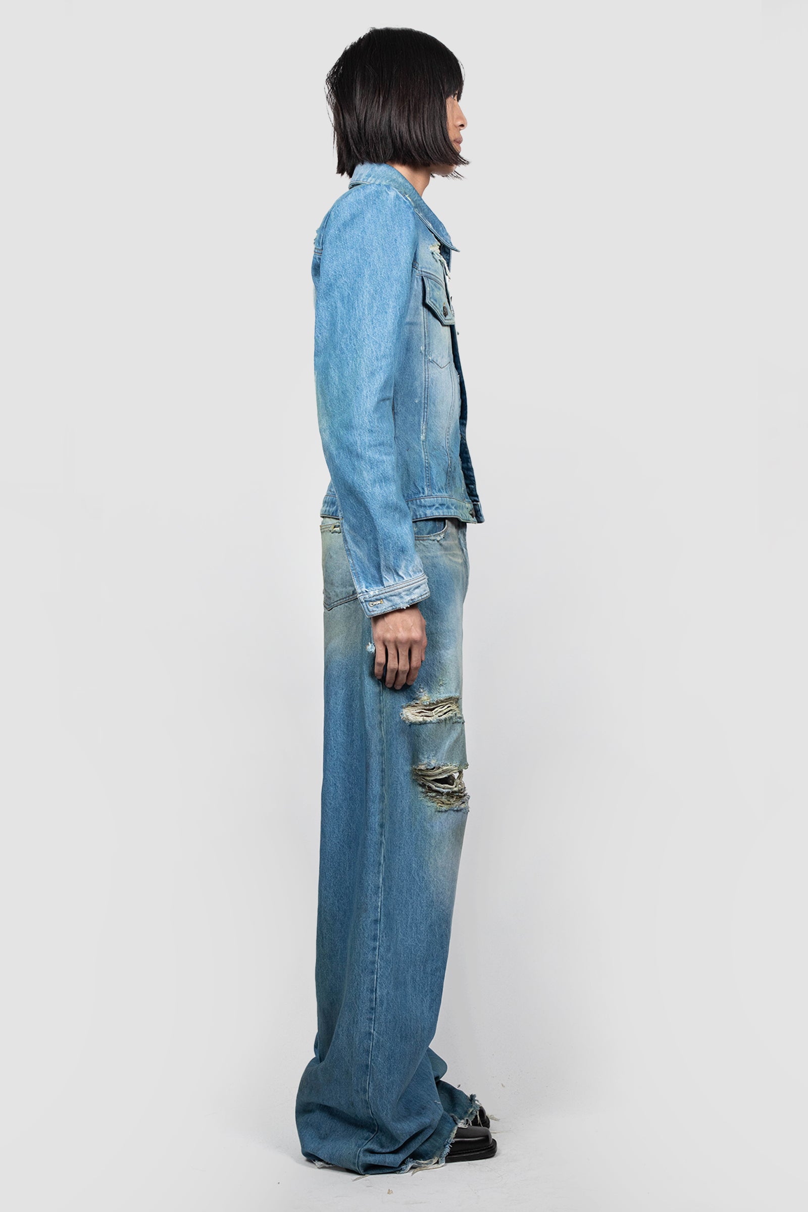 DENIM JACKET