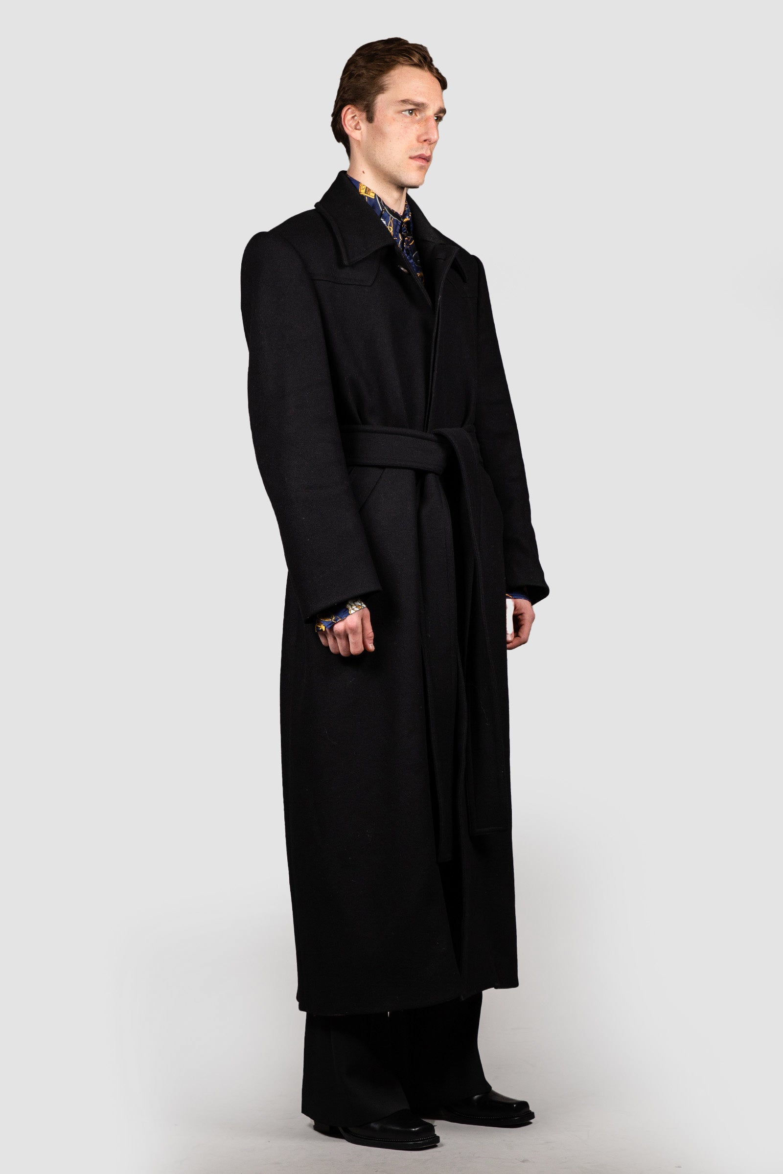 LONG EGONIC COAT