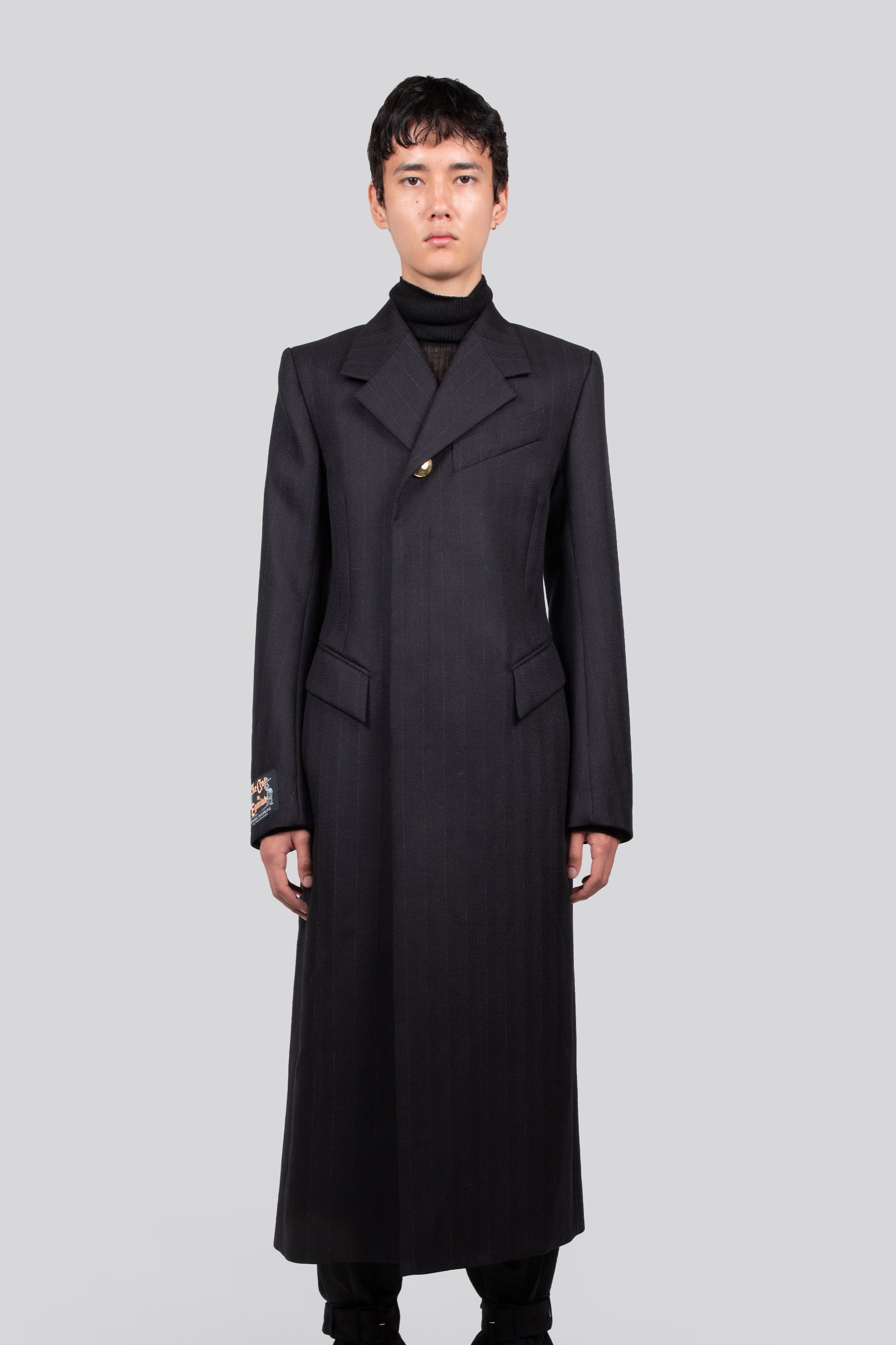 GOLDEN BUTTON FITTED COAT