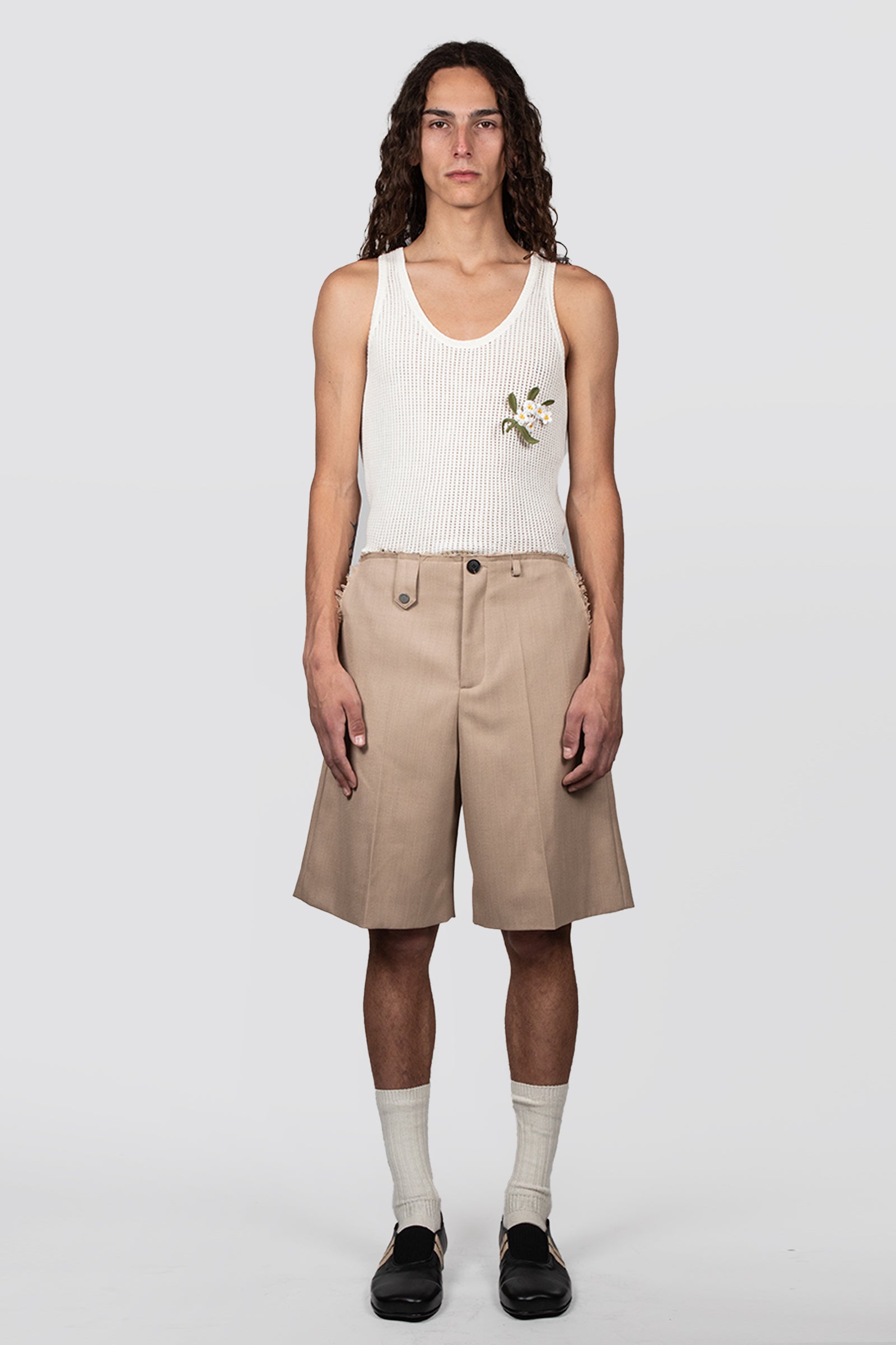 RAW EDGES TAILORING SHORT