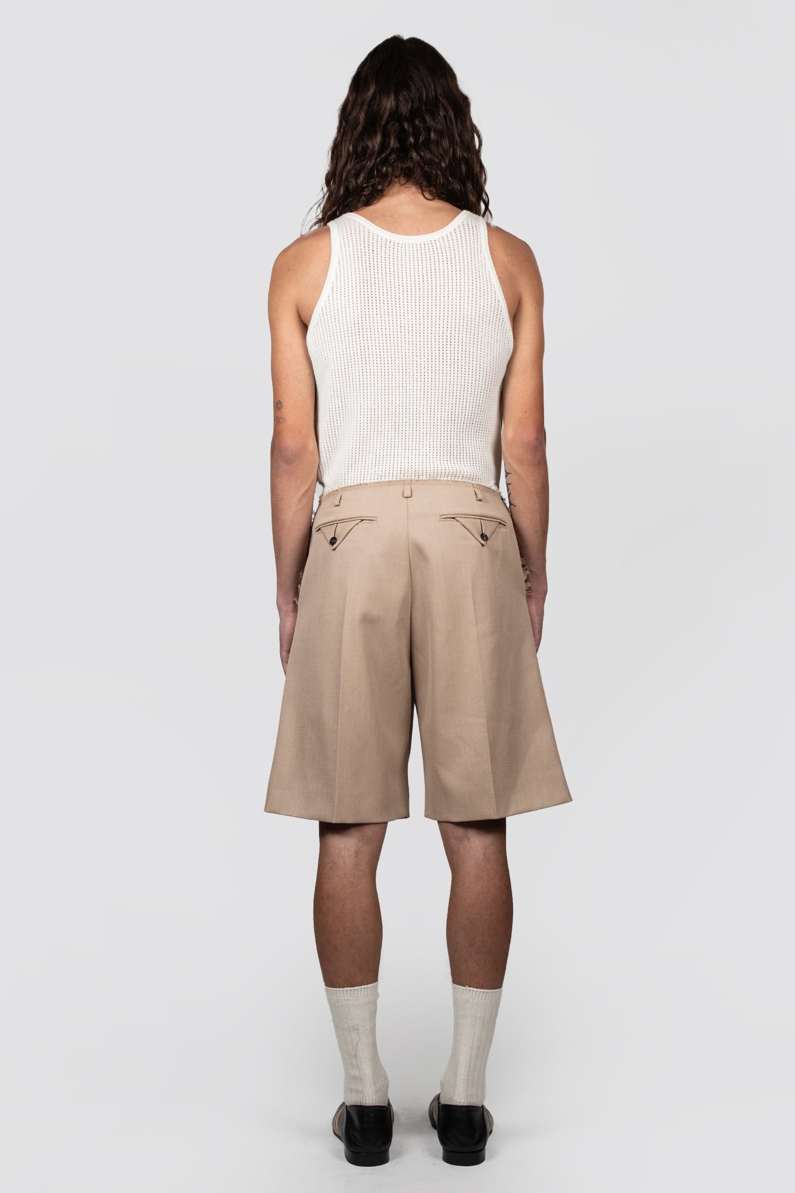 RAW EDGES TAILORING SHORT