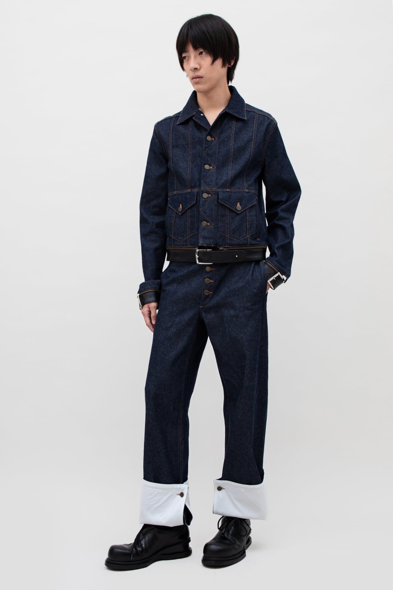 LEATHER STRAP DENIM JACKET