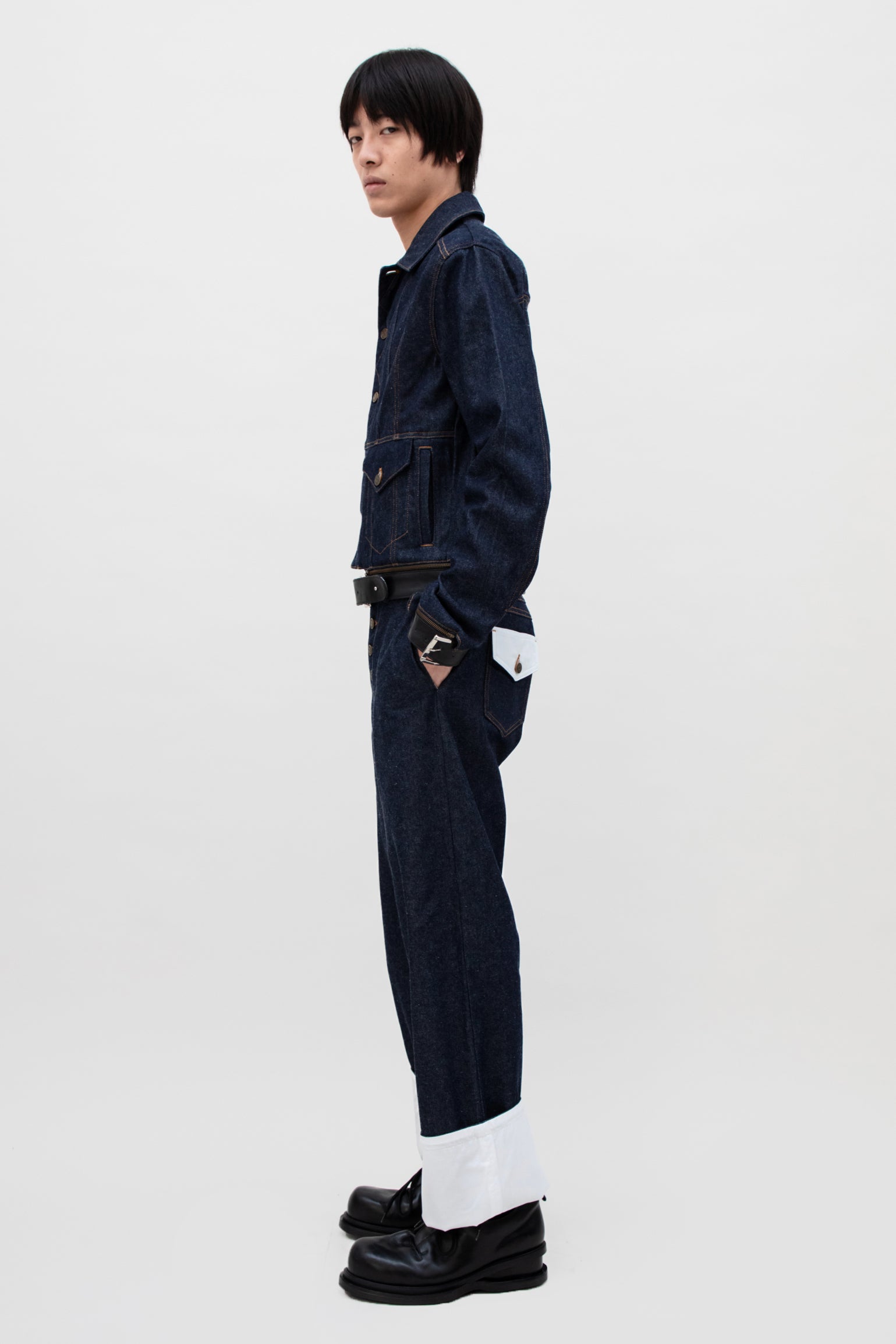 LEATHER STRAP DENIM JACKET