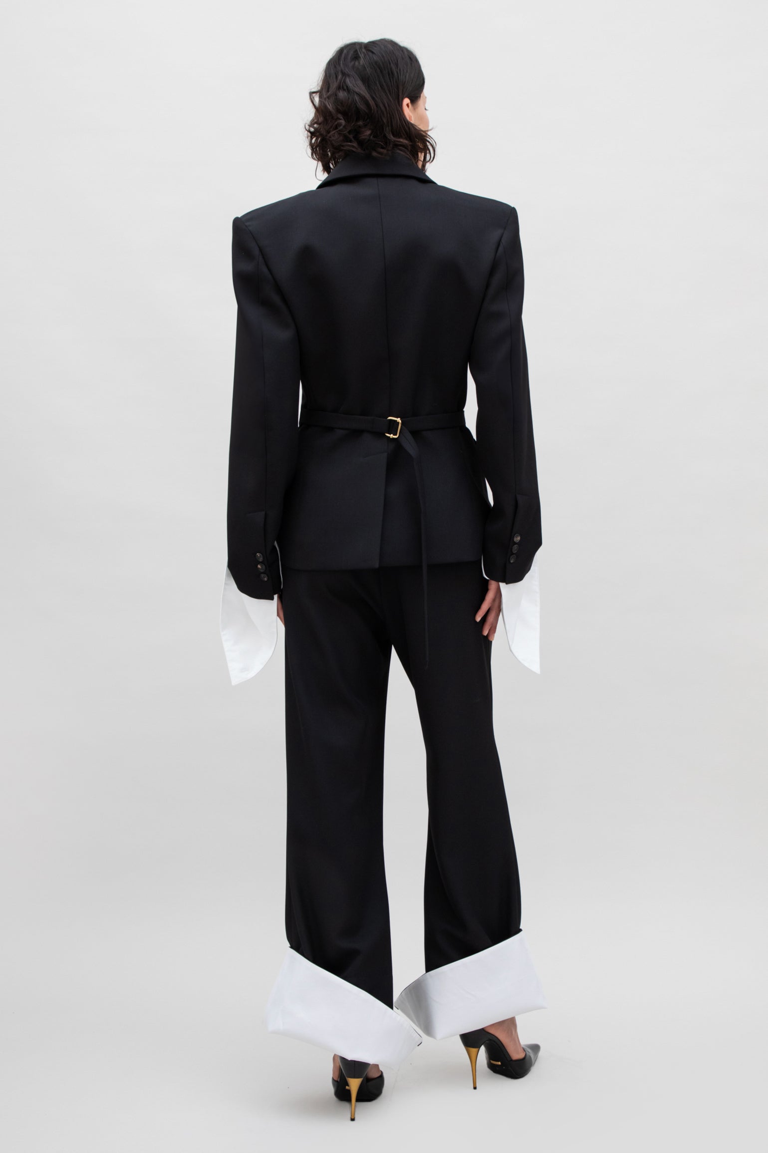 STRUCTURED OPEN CUFF JACKET