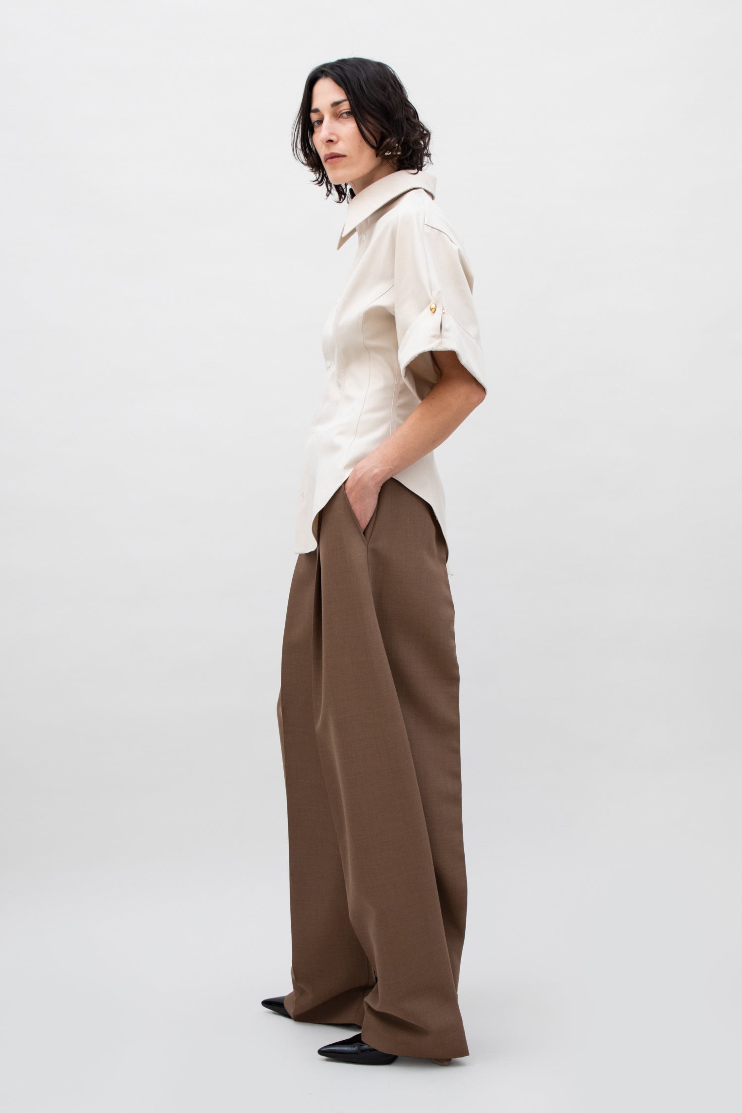 CRISP SHORT SLEEVE SHIRT