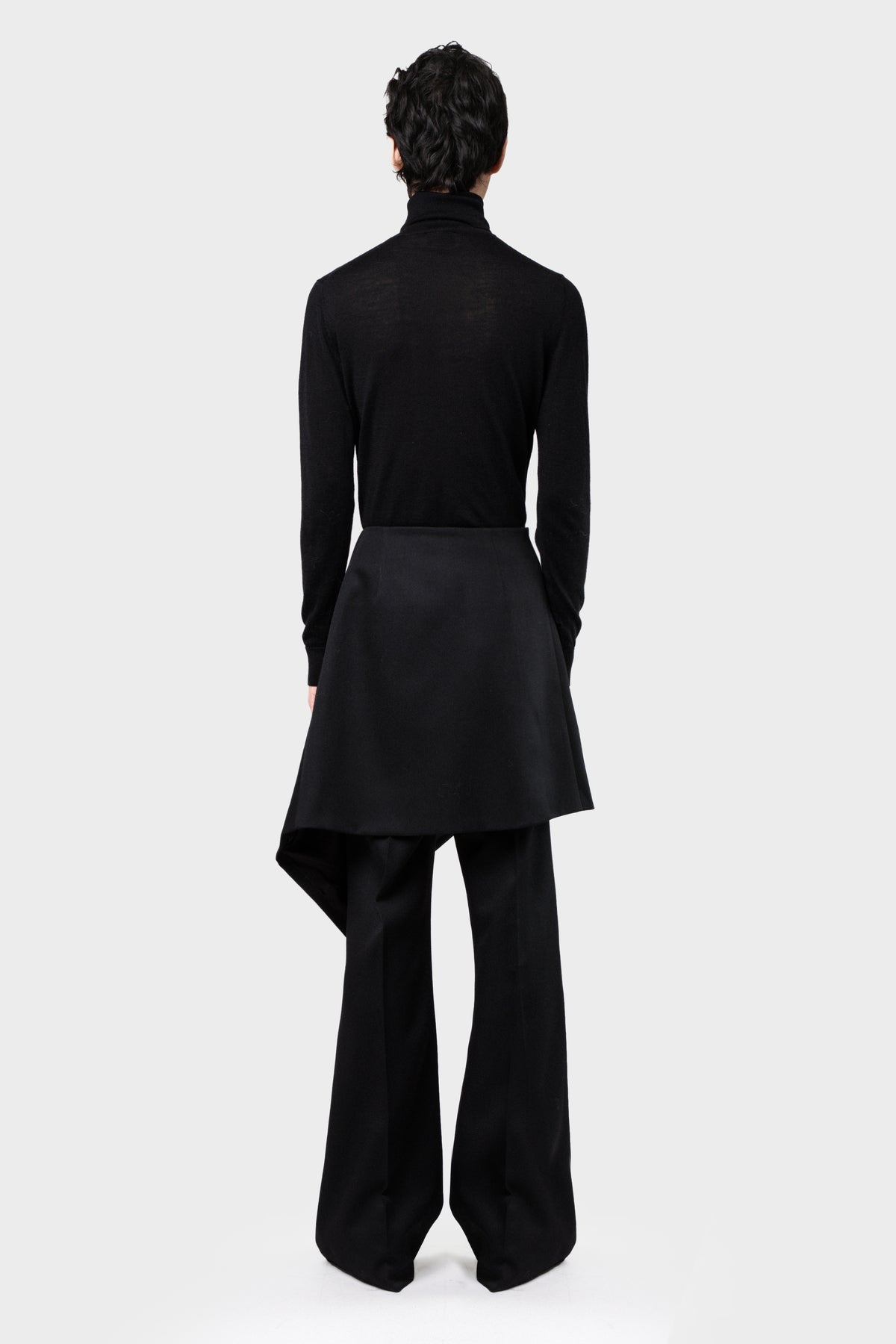 ASYMETRICAL SKIRT