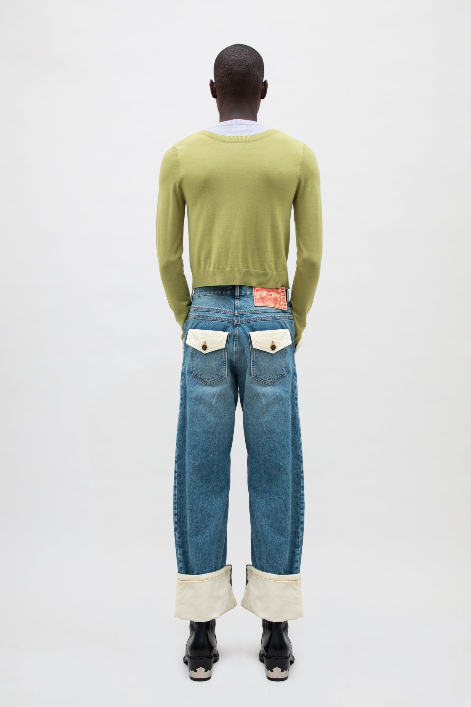 CONTRASTED HEM DENIM