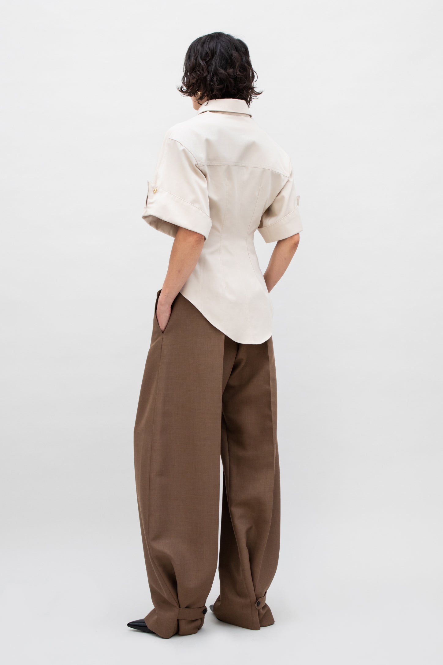 CRISP SHORT SLEEVE SHIRT