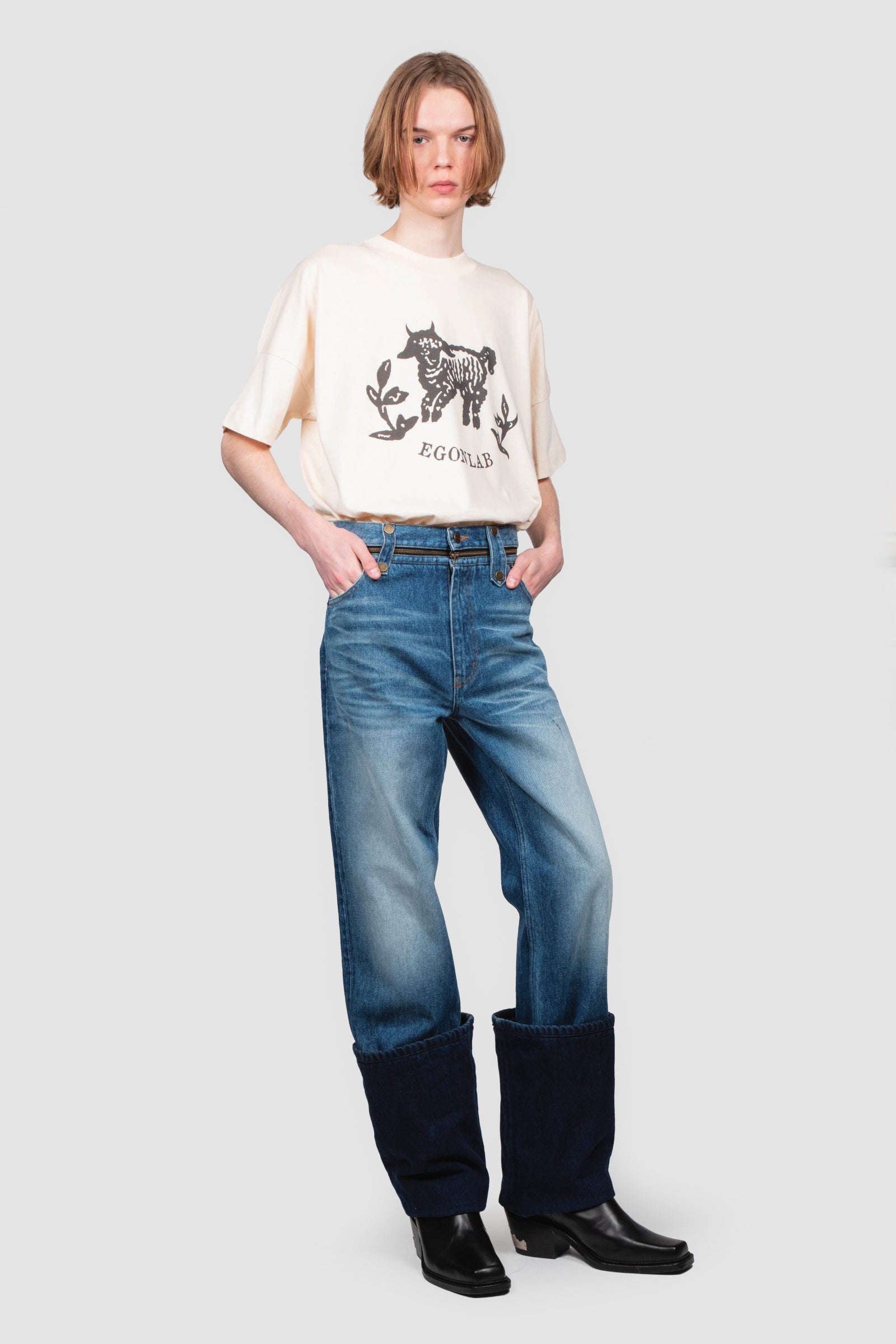 FITTED DENIM