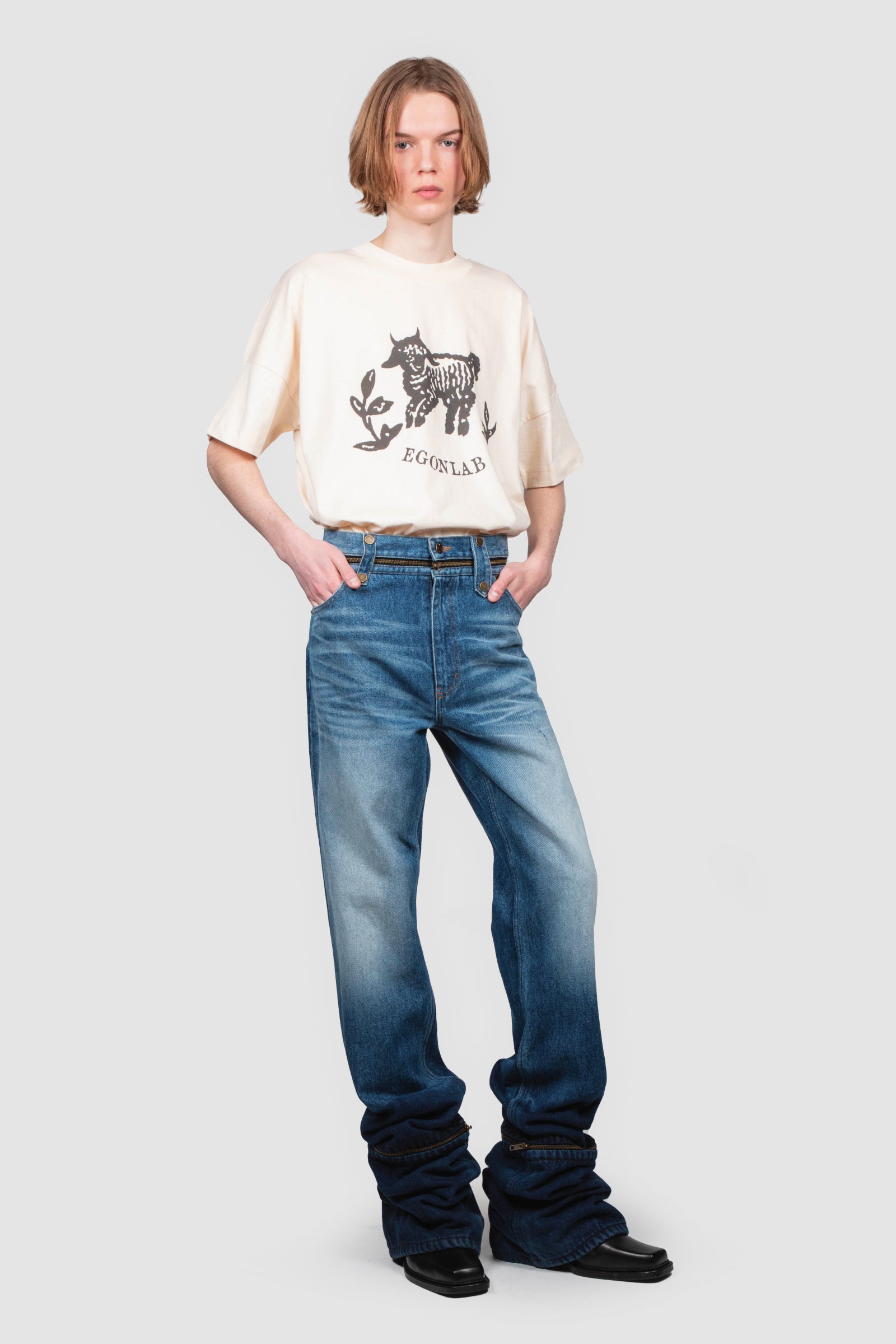 FITTED DENIM