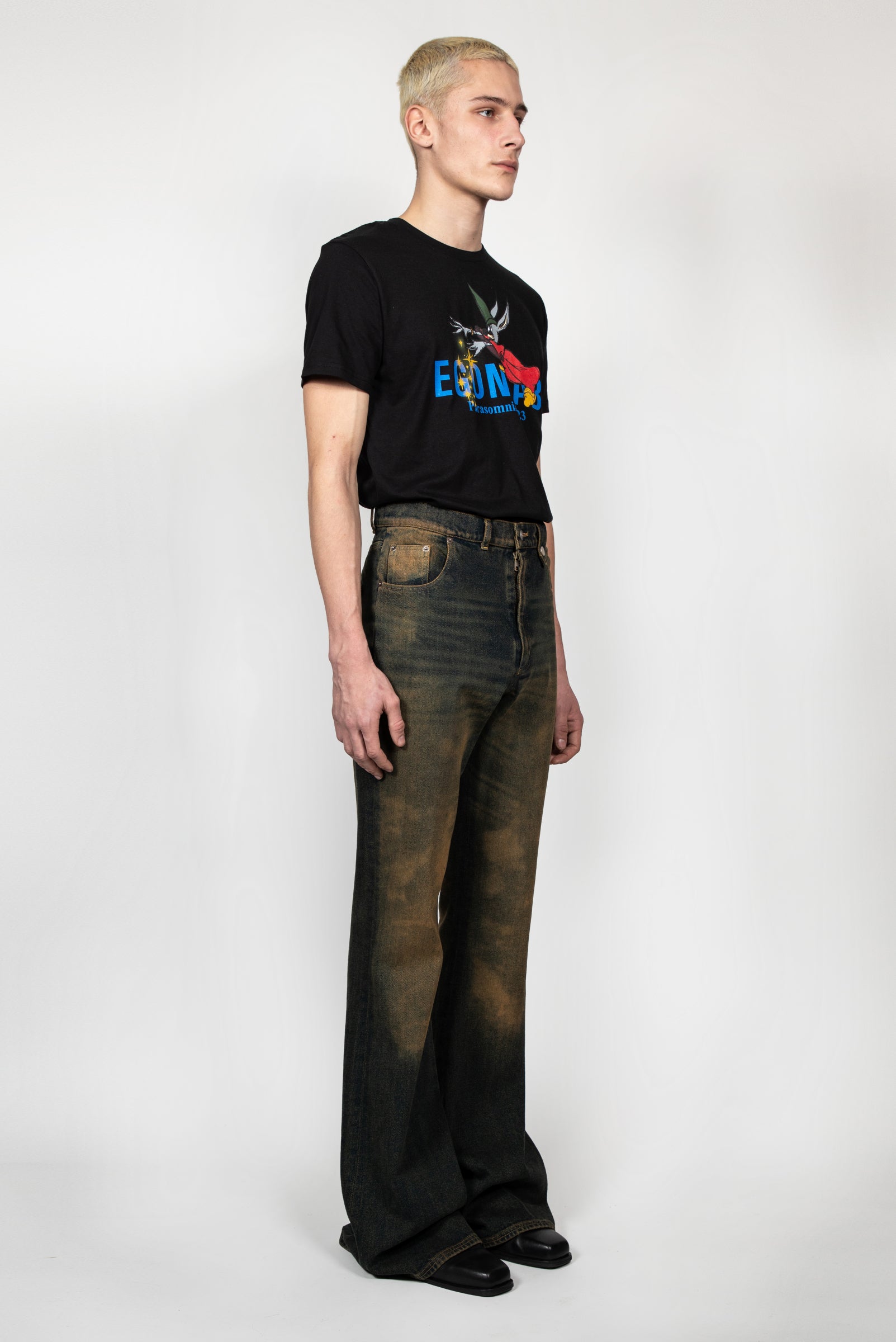 DIRTY WASH WIDE LEG JEANS